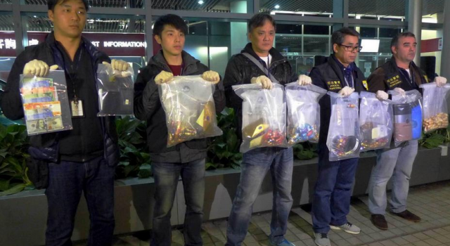 马来西亚籍毒贩将可卡因伪装成巧克力 入境澳门就擒