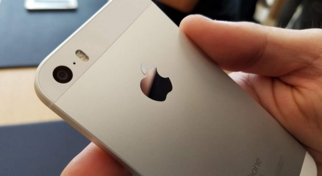小巧机王 iPhone SE劲爆上手最新体验