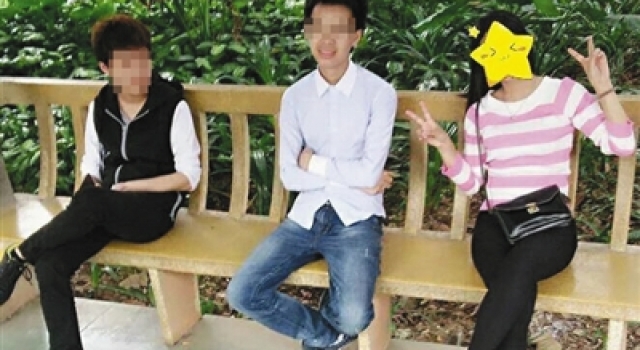 佛山15岁少年猝死:尖子生迷网游辍学 每天工作10小时