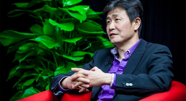 郝海东炮轰中国足球:足球不是面子工程