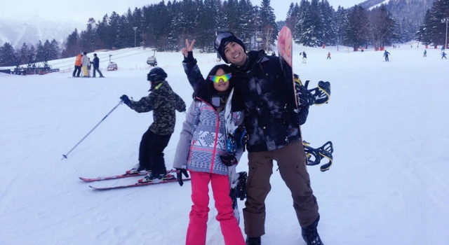 修杰楷谈与梧桐妹滑雪很兴奋 赞继女思想成熟