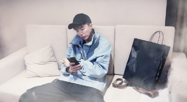 抖音摩登兄弟刘宇宁穿搭 不仅是歌手还是时尚icon