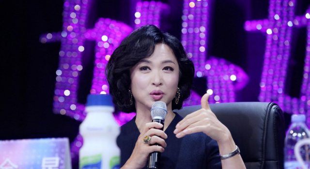 金星与汉斯在意大利举行复婚婚礼 之前离婚原因曝光