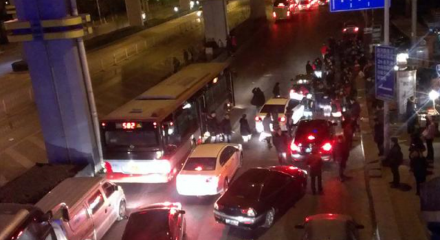 北京严查夜间黑车怎么回事?抓了多少人?市民表示有所改善