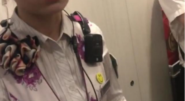 男子高铁抱女孩被制止 是善意亲近还是恶意猥亵?