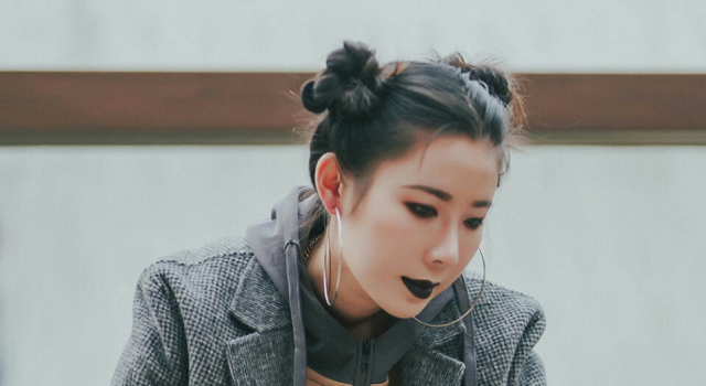 用秋冬修身西服来修饰出最完美的你 快来吧