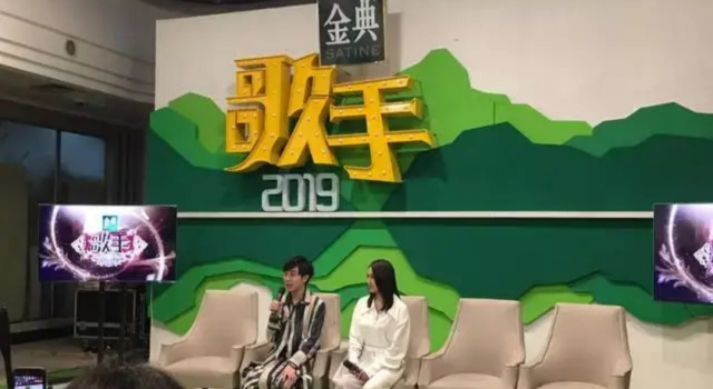 吴青峰陈粒歌手合作《望穿》 喊话陈粒结婚别有深意