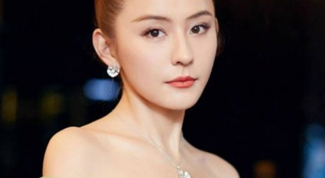 热依扎重度抑郁症 直言自己死过很多次 对自己要求太高