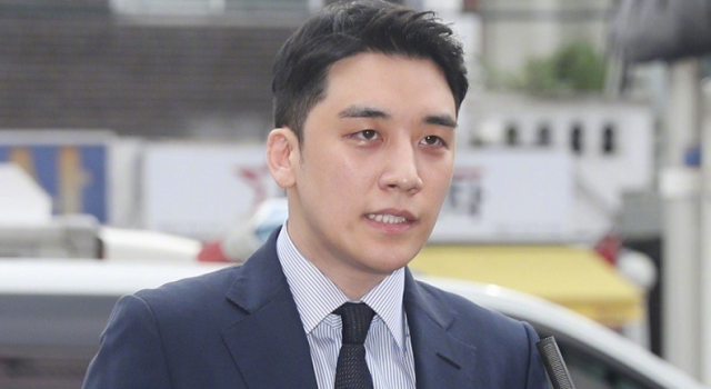 胜利涉嫌赌博接受警方调查 再次被传唤 他对此感到抱歉