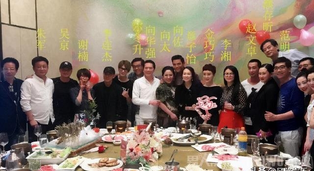 18线女星金巧巧成为博纳老板娘的隐秘往事
