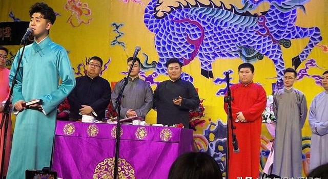 别光指望别人!德云社频繁抽调张云雷的演员,八队都快被借没了