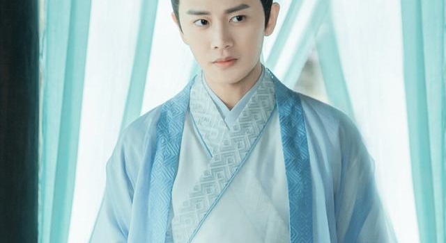 任嘉伦首次出演现代甜宠剧,女主是青春剧女神,光看海报就被甜到