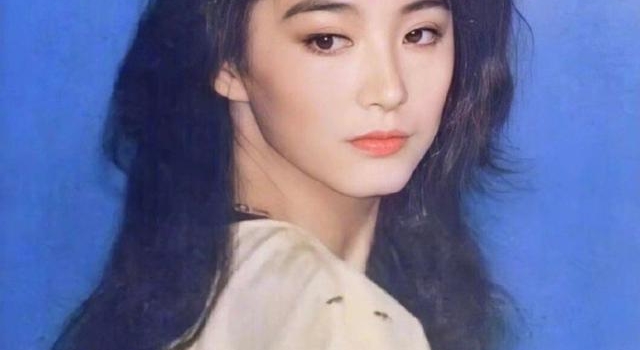 林青霞社交平台晒昔日美照 引网友直呼“仙女”