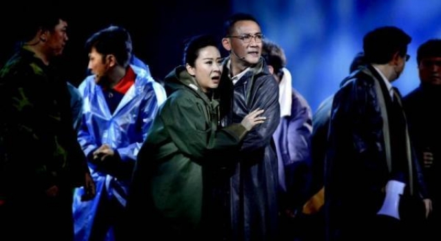一曲扶贫赞歌 促成苗圃、聂远20年重归舞台的机缘