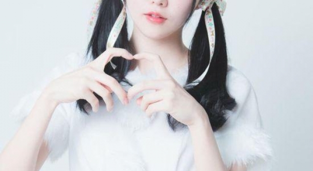 牛奶肤可爱美少女小露身材 令人心情激动的偶像正妹小野寺梓