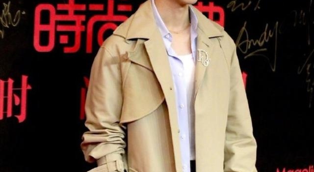 时尚盛典红毯:乔欣金晨比美,邢菲宋妍霏状况不断,杨丽萍也来了