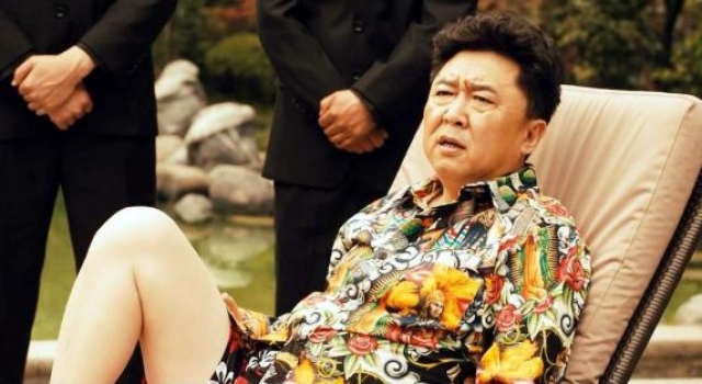 儿子想喝奶就专门养奶牛,养价格百万纯血马,录节目于谦还要炫富