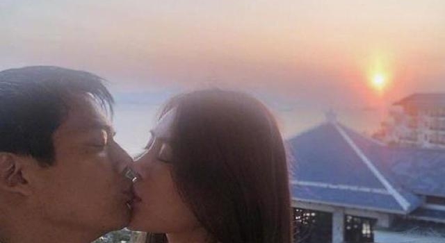 周迅离婚添实锤!男方新女友晒两人接吻照,还疑手写情书彼此示爱