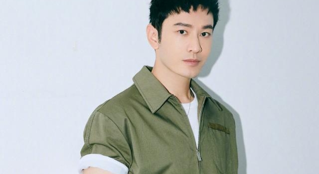 深扒黄晓明三角事件,环环相扣疑点多,李菲儿杨颖全成赢家