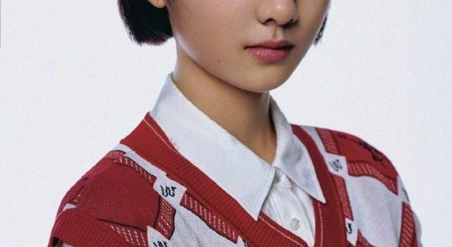 黄磊女儿拍时尚大片,气若幽兰,说不尽的温柔可人