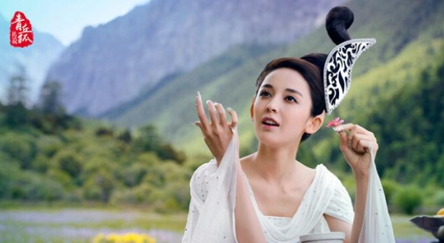 古力娜扎离开老东家签约新东家,宁做和颂二姐,也不当唐人一姐