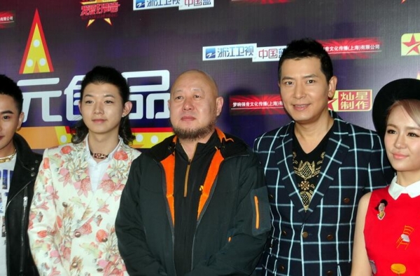 霍尊的父亲竟然是火风 霍尊是星二代来头大