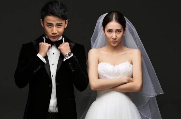 弦子霸气“求婚”晒婚纱照 多年心愿终如愿