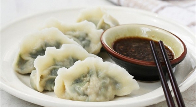 韭菜香菇水饺怎么做？韭菜香菇水饺做法图解