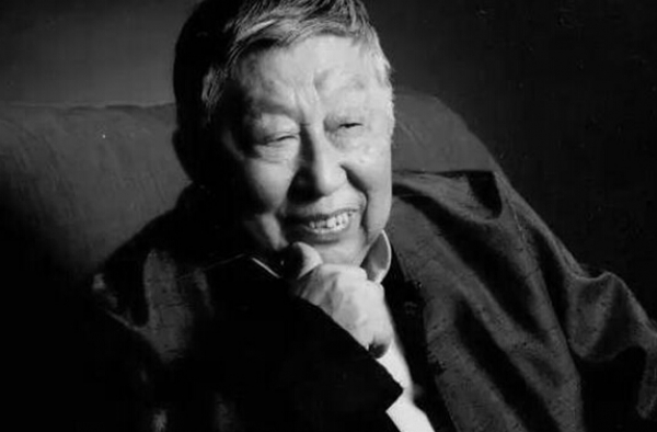 著名艺术家阎肃病逝 其儿子：很平静 像睡着了一样
