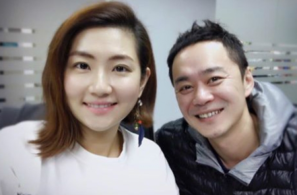 Selina张承中离婚后续：收入比他多60倍 无赡养费问题