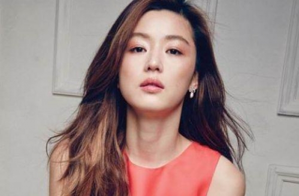 全智贤成韩国演艺圈富婆 年仅34岁坐拥6处豪宅