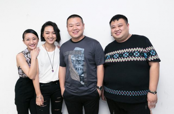 岳云鹏晒与周迅周笔畅合影 现“等胖数列”