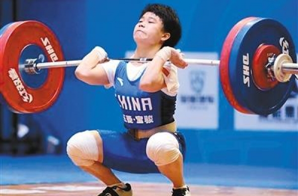 里约奥运曝中国女举临战换人 背后玄机引人深思