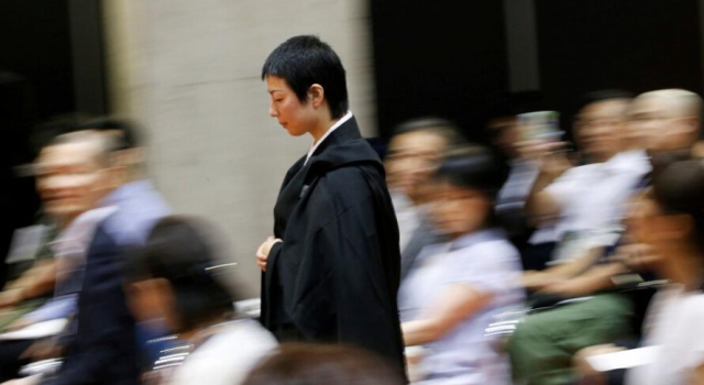 《印象》第443期:日本东京殡葬博览会 评选颜值最高僧侣遭质疑