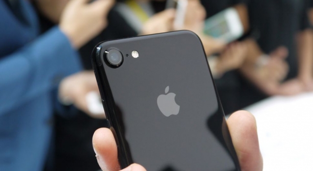 iPhone7首周销量不敌iPhone6 要超越基本没可能！