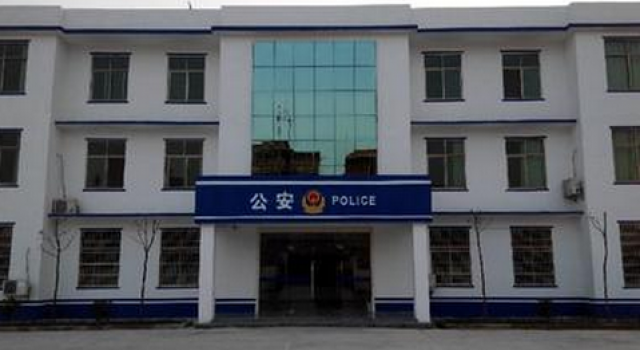 27岁穷小伙被丈母娘逼买房 闹翻后冲进派出所欲自尽