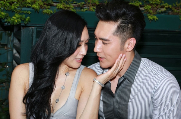 钟丽缇晒张伦硕与女儿自拍 张伦硕将上“爸爸4”