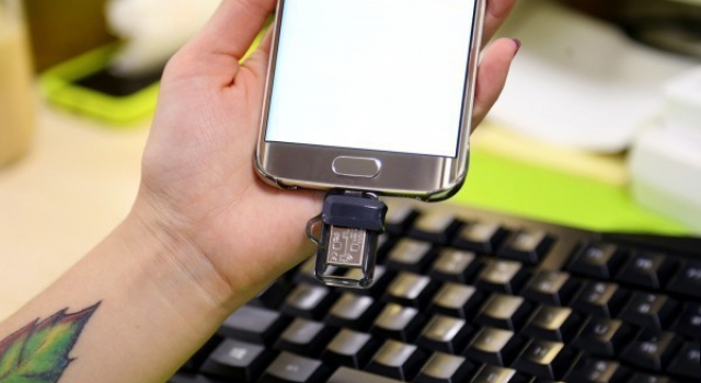 闪迪酷捷USB3.0闪存盘体验 不容小觑的小家伙