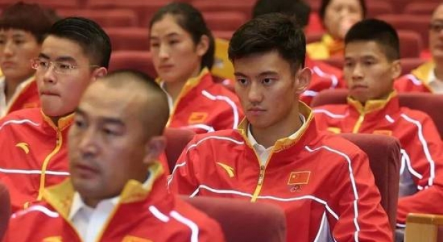 宁泽涛炮轰国家游泳队是为何?转择点宁泽涛揭惊人内幕