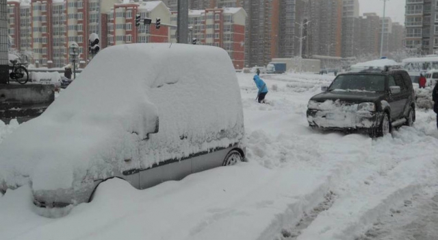 京津冀迎来今冬最大降雪 多地启动应急预案