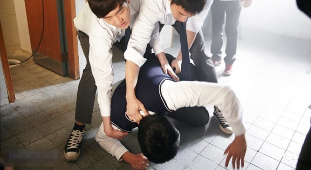 从北京中关村二小事件谈校园霸凌 学校为何当睁眼瞎