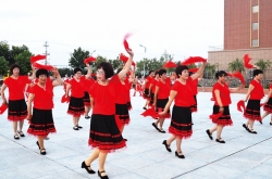 㳡 áˮϮ