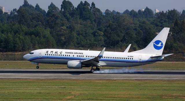 波音737告别中国 老一代波音737-300客机将成回忆