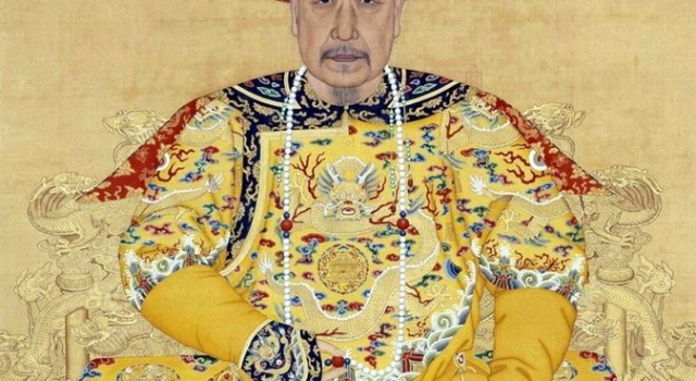 男子称自己吃了长生不老药为乾隆真身 诈骗富婆222万