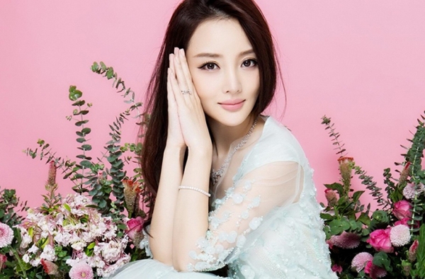 揭秘娱乐圈隐形富婆 吕佳容刘涛李小璐景甜