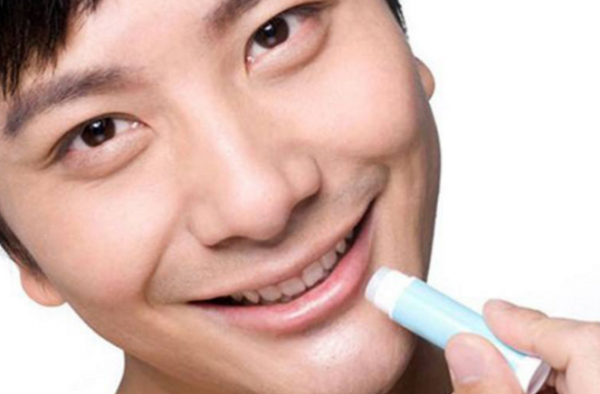 嘴唇发白是什么原因 你可能患了这几种病
