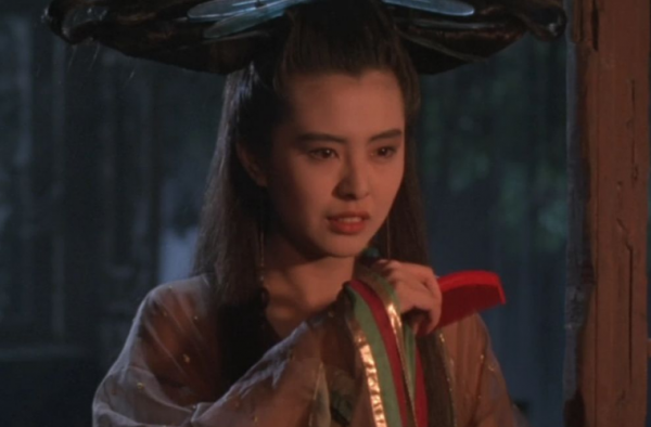 网友偶遇王祖贤 粉色套装显少女心