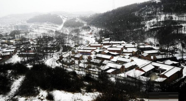 甘肃天水迎2018年首场降雪 宛如一幅绝妙的水墨画卷