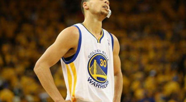 NBA上周东西部最佳公布 德罗赞库里分别当选