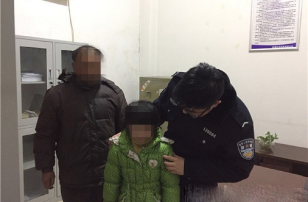 “戏精”女孩称买早餐时遭绑架 因作业未完成害怕被骂